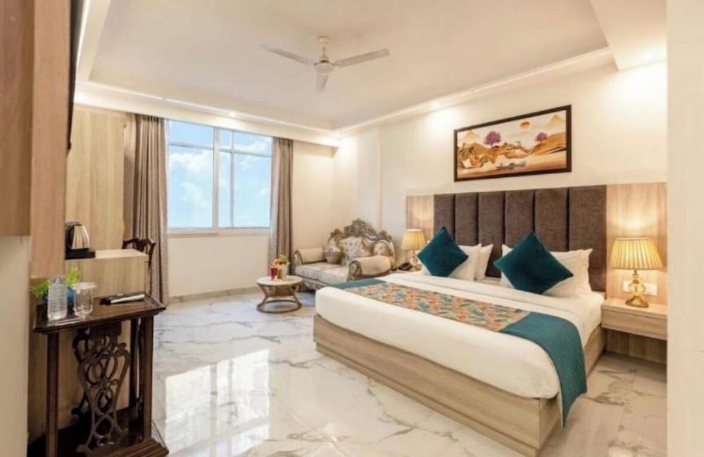 Hotel Vishal Residency(Mahipalpur) 24/64