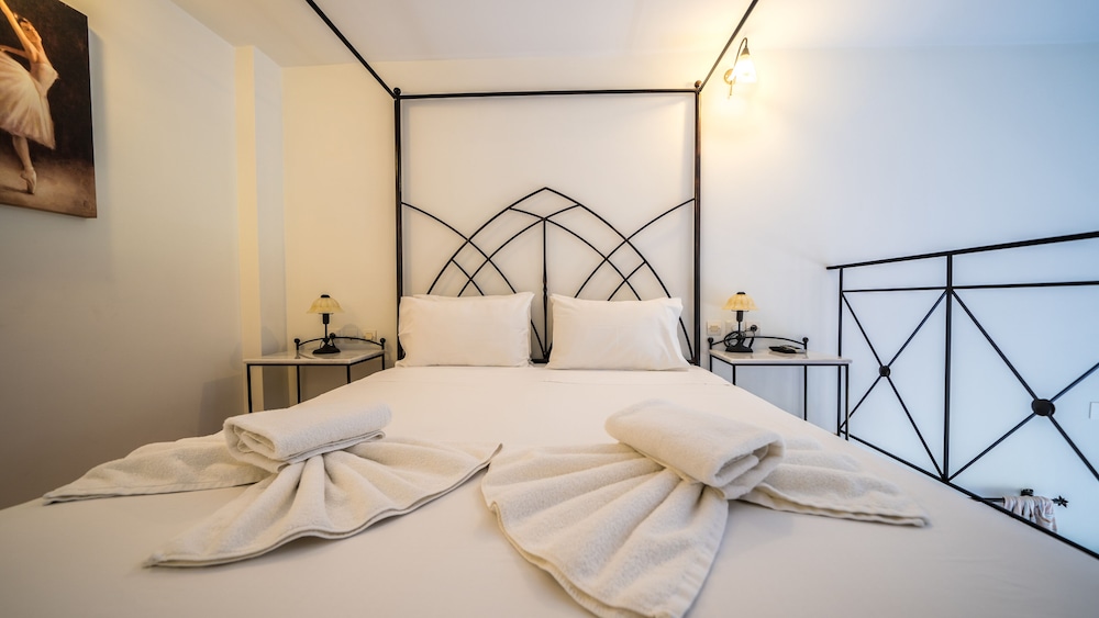 Junior Suite, Bungalow, Double and Twin Beds, Two Story