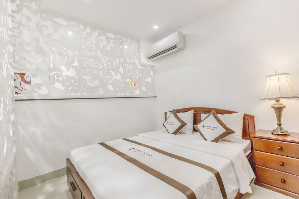 Diamond Luxury Ben Thanh 26/77