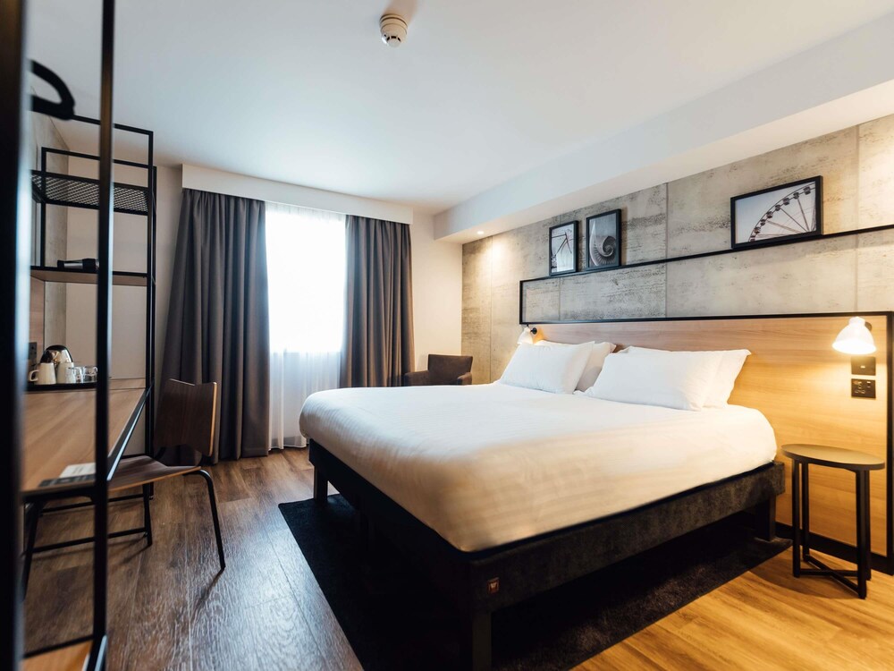 Ibis Coleraine Riverside 20/60