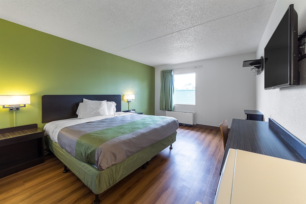 Motel6 Warminster, PA 21/48