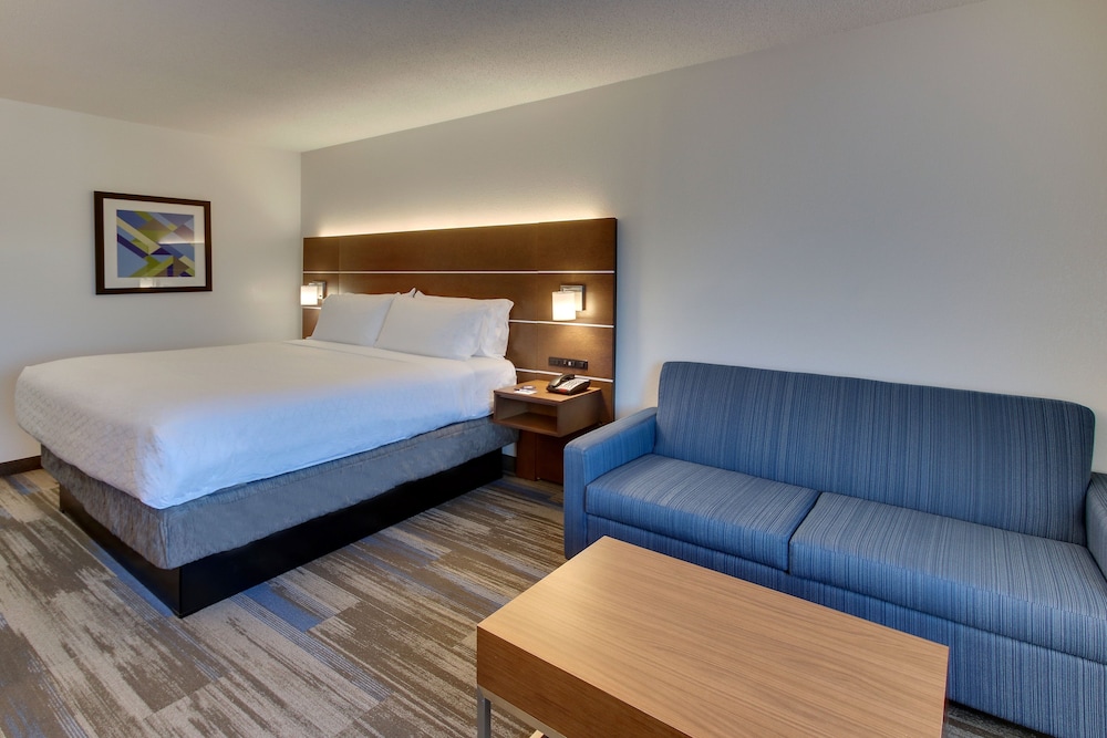 Holiday Inn Express Fishkill-Mid Hudson Valley 16/71