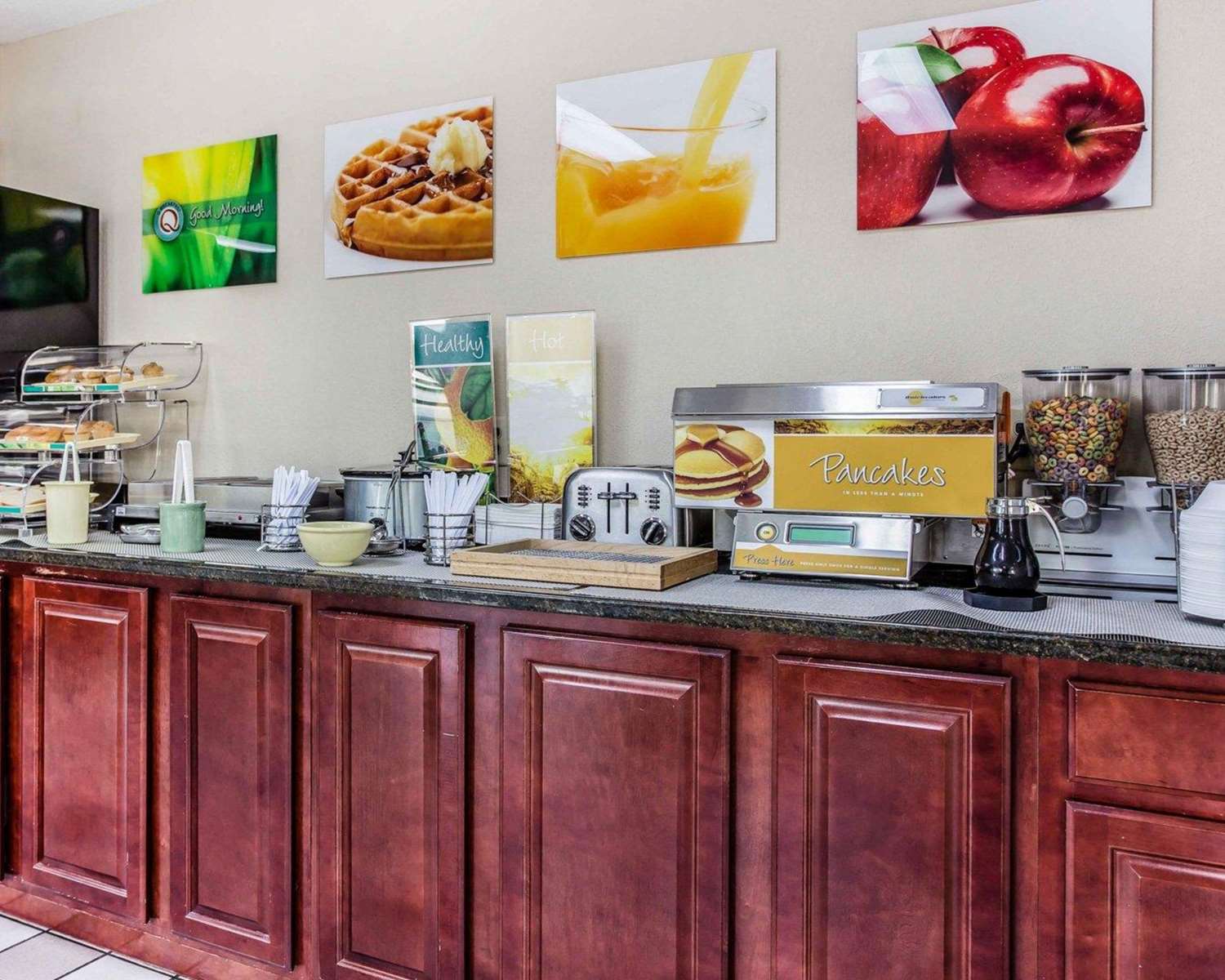 Quality Inn & Suites Stockbridge Atlanta South I-75 12/33