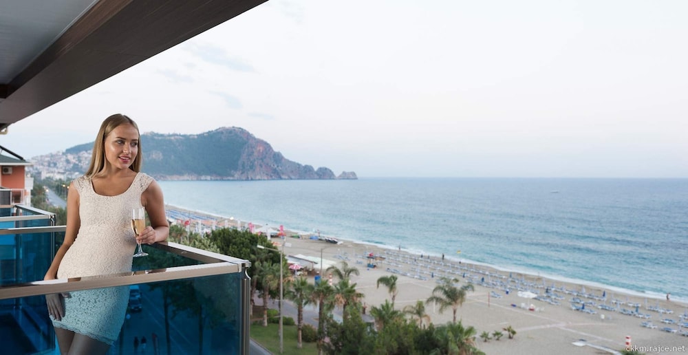 Kleopatra Life Hotel 34/43