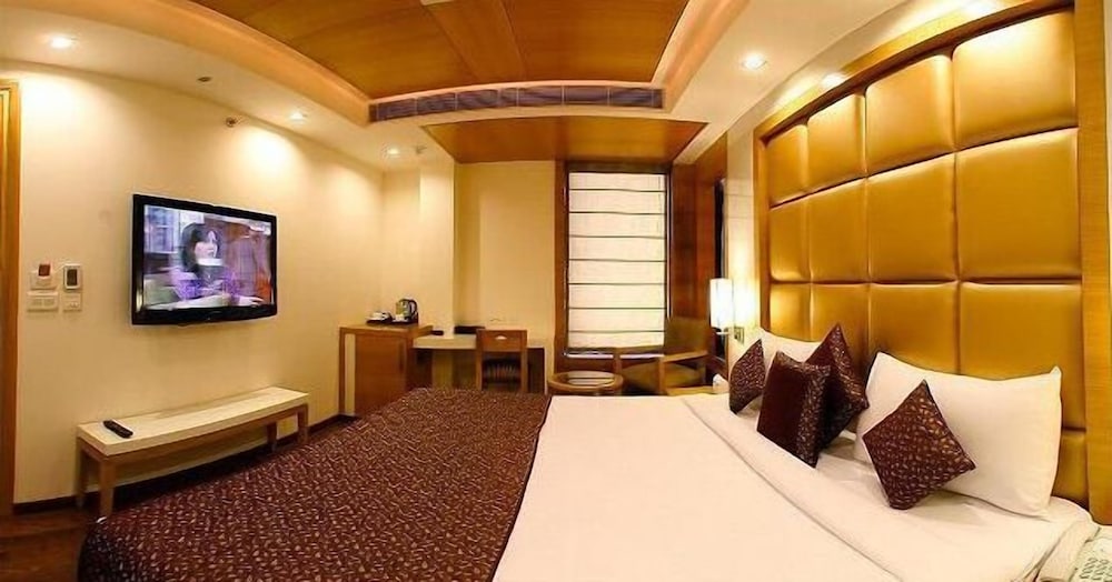 Hotel Almondz 21/38