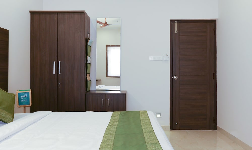Treebo Hi Line Apartments 14/28