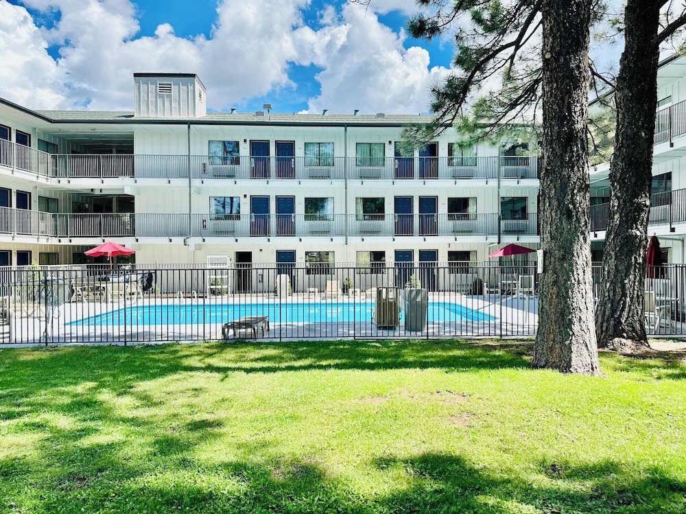 Motel6 Flagstaff, AZ - West - Woodland Village 42/50