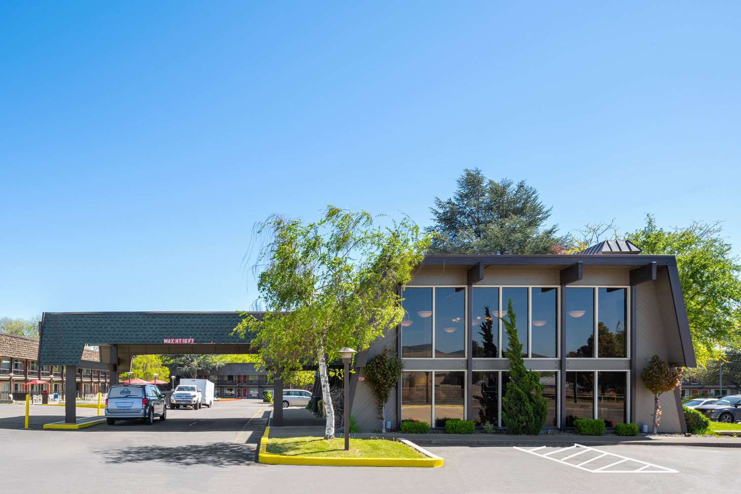 Days Inn by Wyndham Klamath Falls in KLAMATH FALLS - OR