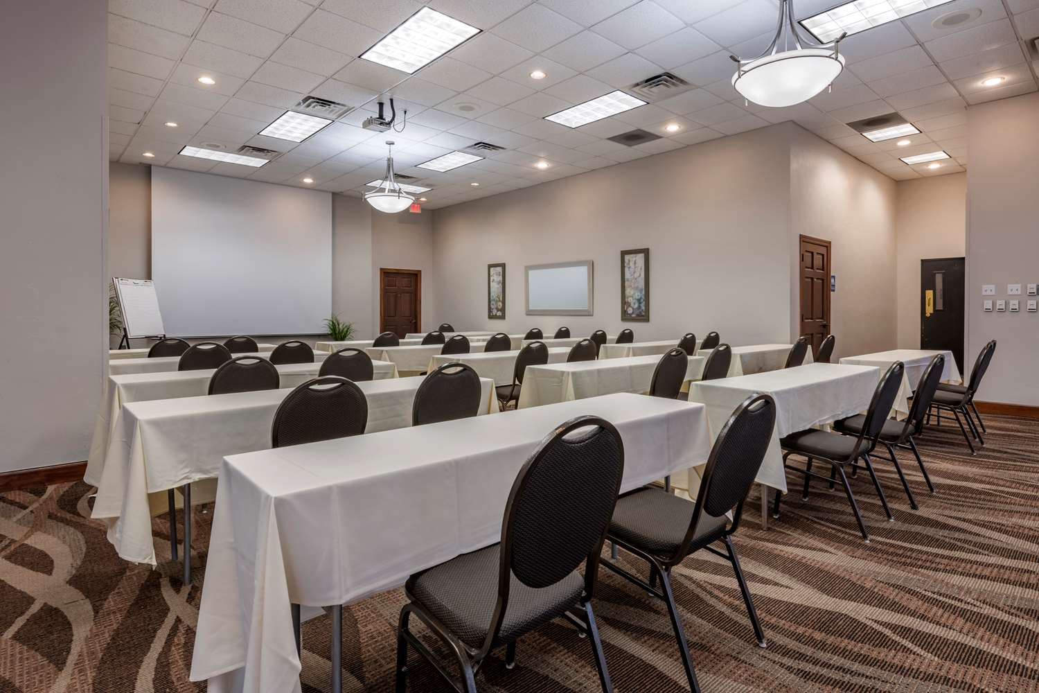 Best Western Gateway Grand 43/54