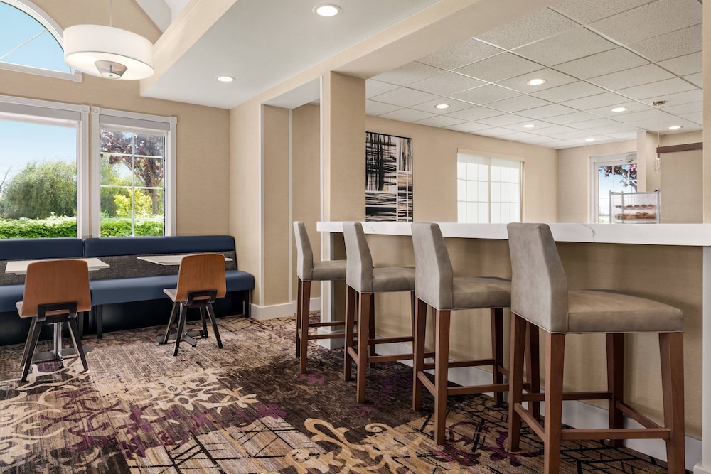 Residence Inn Salinas Monterey 26/30