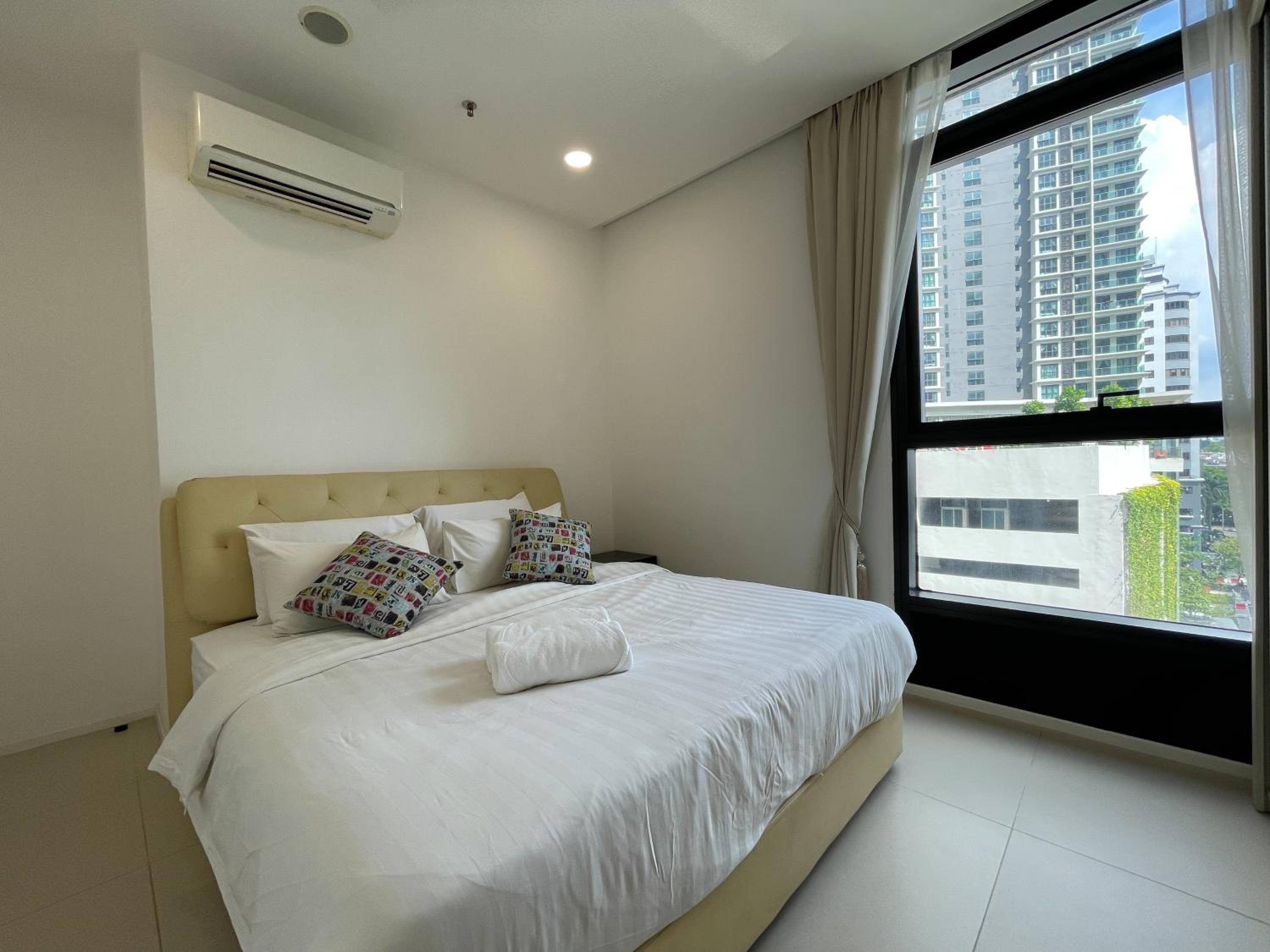 Arcoris SOHO Mont Kiara 11/50