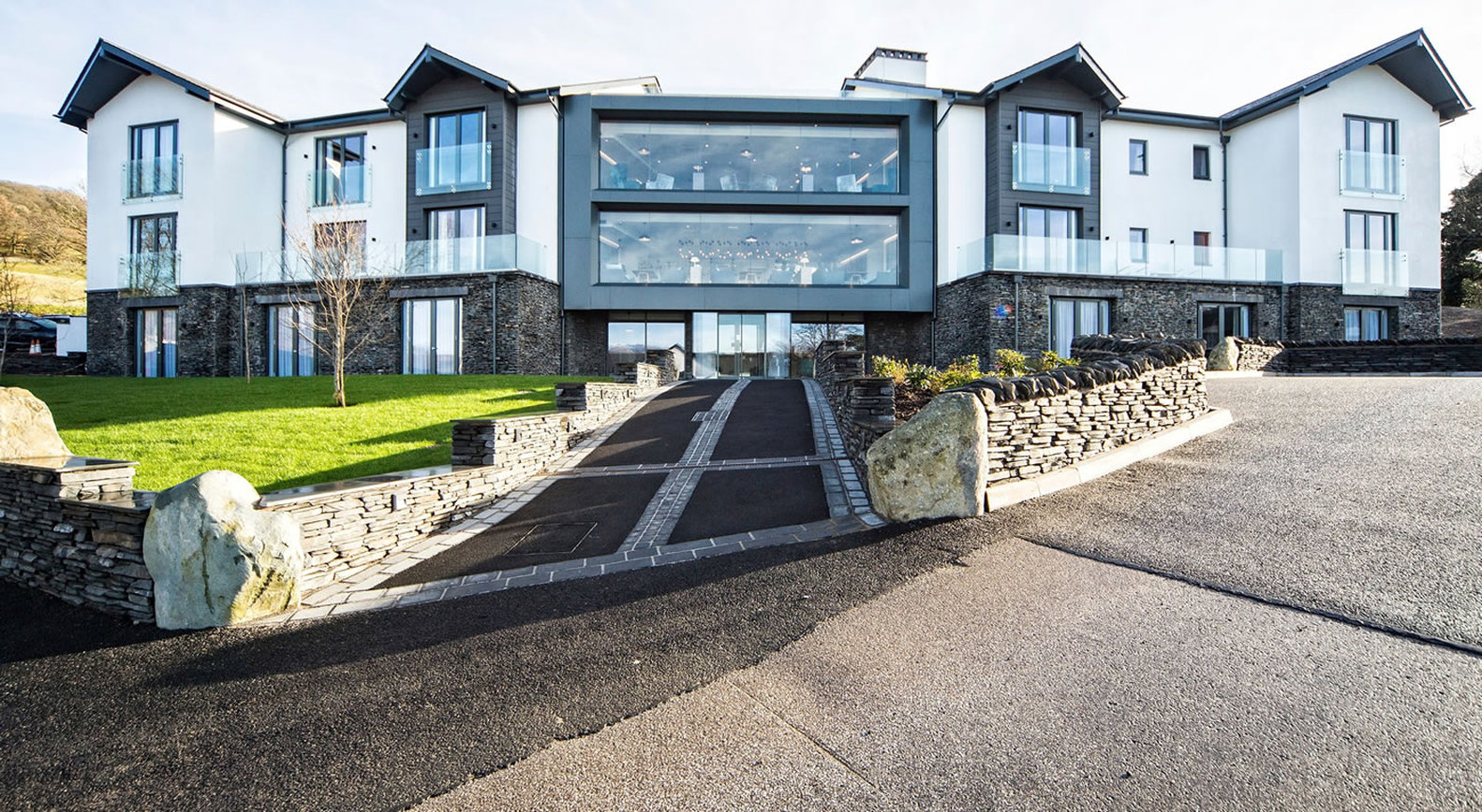 Low Wood Bay Resort Spa 78/81
