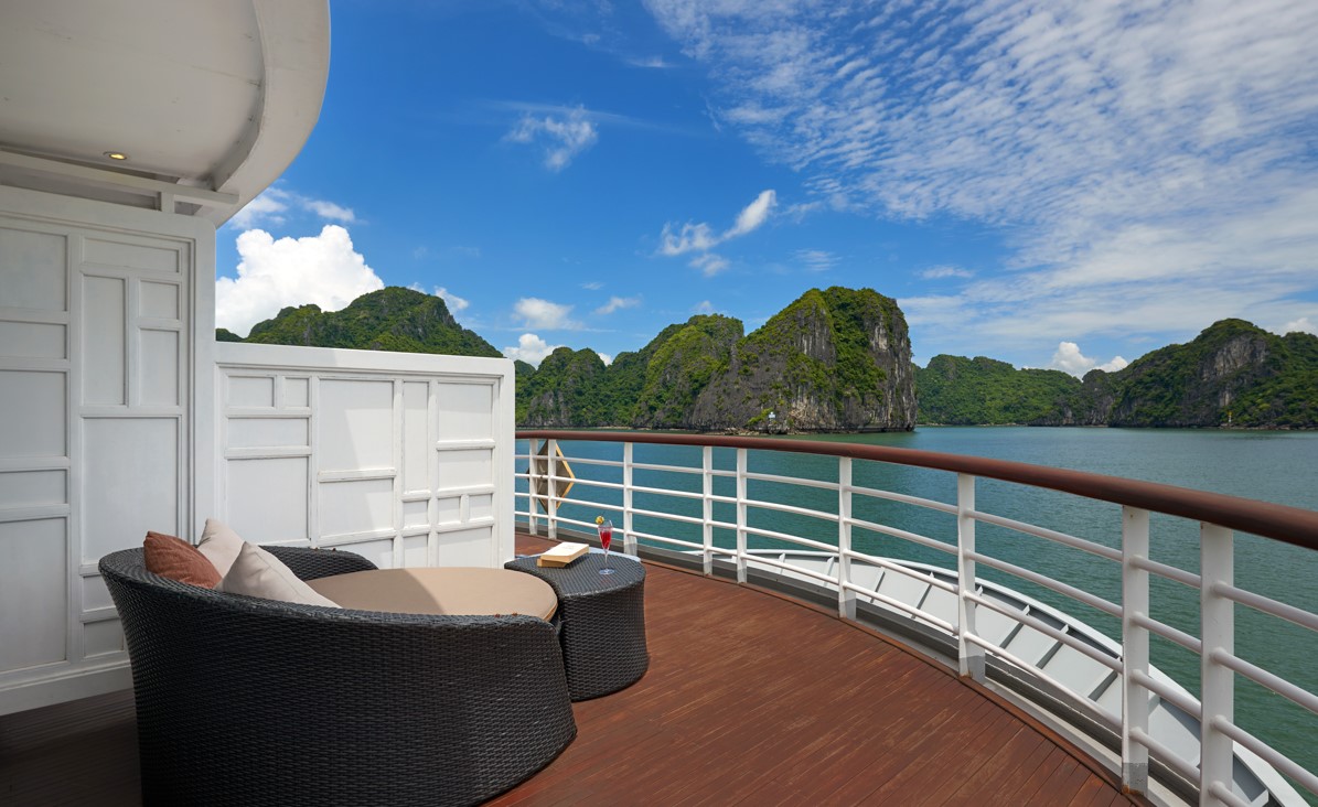 Paradise Elegance Cruise 34/38
