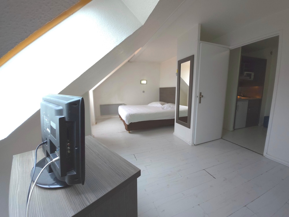 Geneva Residence 27/27