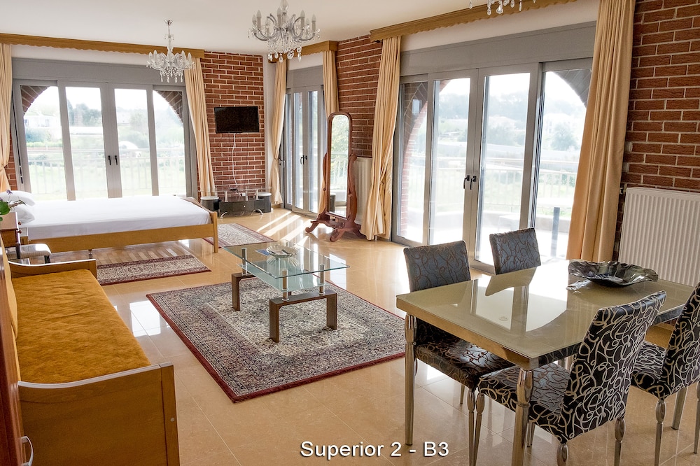 Ionionstar Hotel 28/48