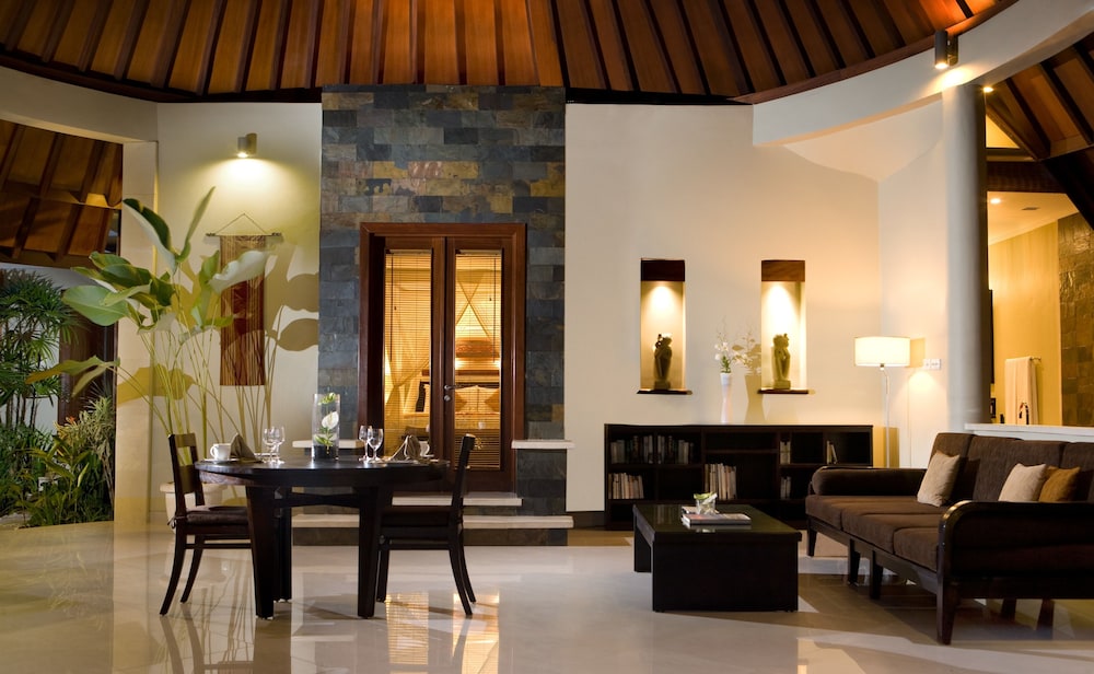 The Kunja Villas 38/48