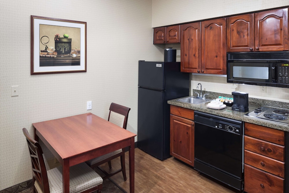 Homewood Suites by Hilton Jackson-Ridgeland 27/42