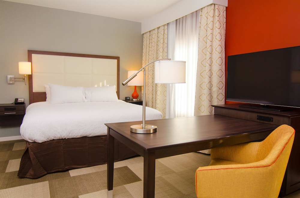 Hampton Inn And Suites Huntsville 12/40