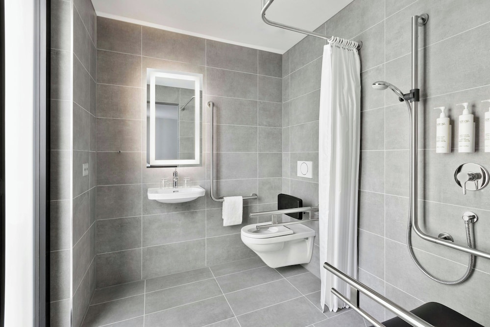 Courtyard By Marriott Biel/Bienne 49/50