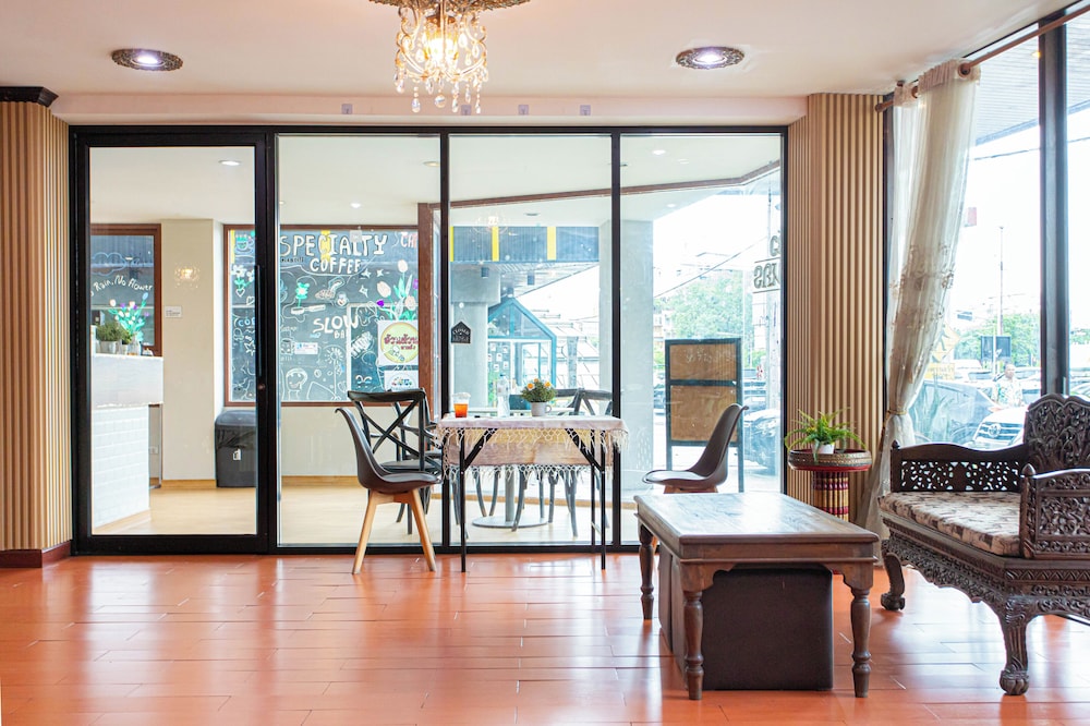 Sk Boutique Mahanakhon 39/50