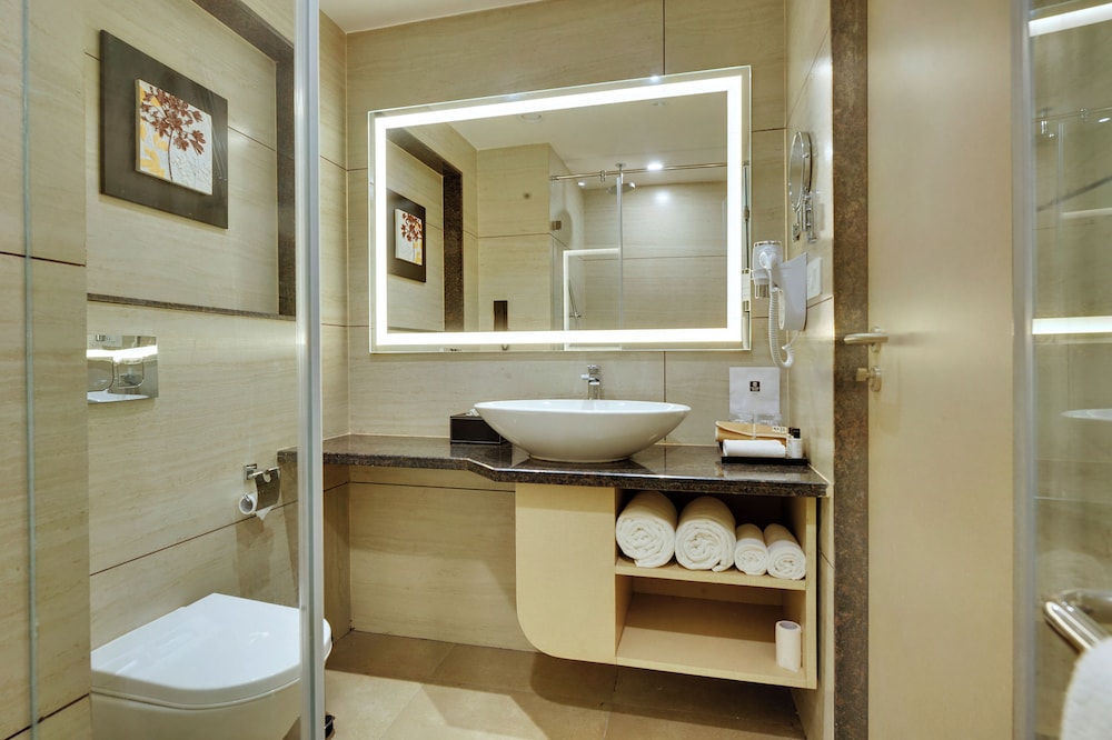 Clarion Bangalore 36/40