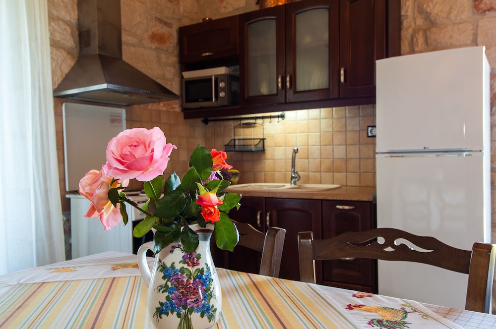 KAVOS PSAROU VILLAS 40/50