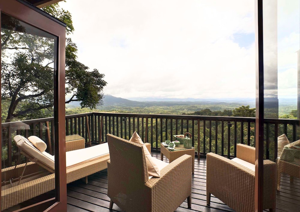The Tamara Coorg 39/49
