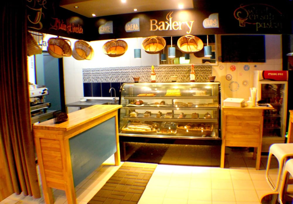 Murex Plaza Hotel and Suites 8/33