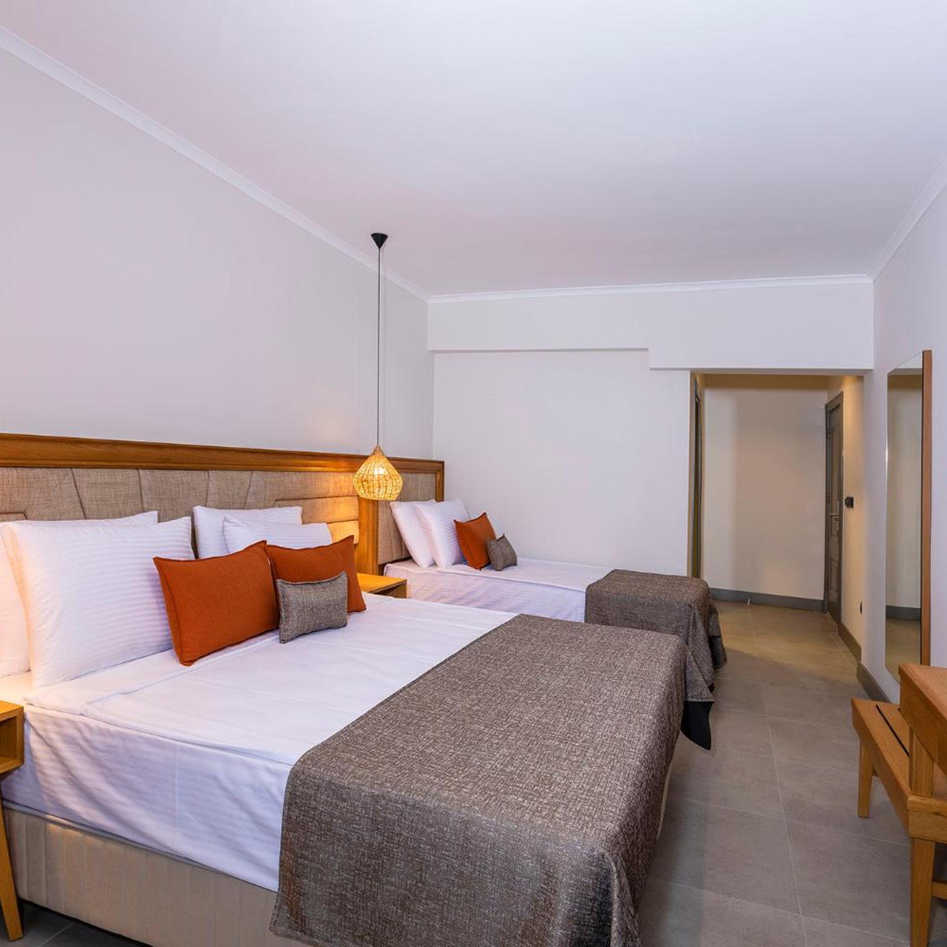 غرفة بسرير مزدوج أو سريرين منفصلين، Yalipark Beach Hotel 7/10