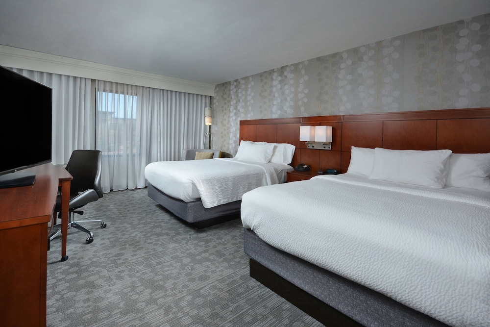 Courtyard by Marriott Beckley 19/64