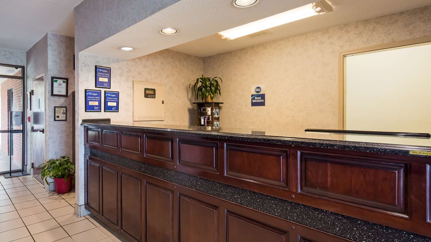Best Western Home Place Inn 5/20