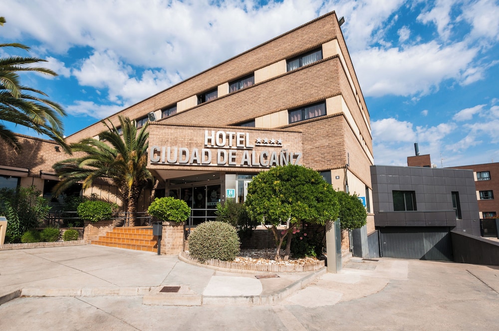 Hotel Ciudad de Alcaniz 1/50