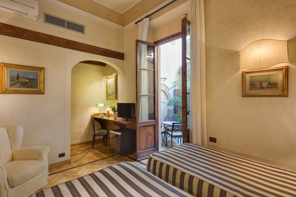 Hotel Morandi Alla Crocetta 43/60