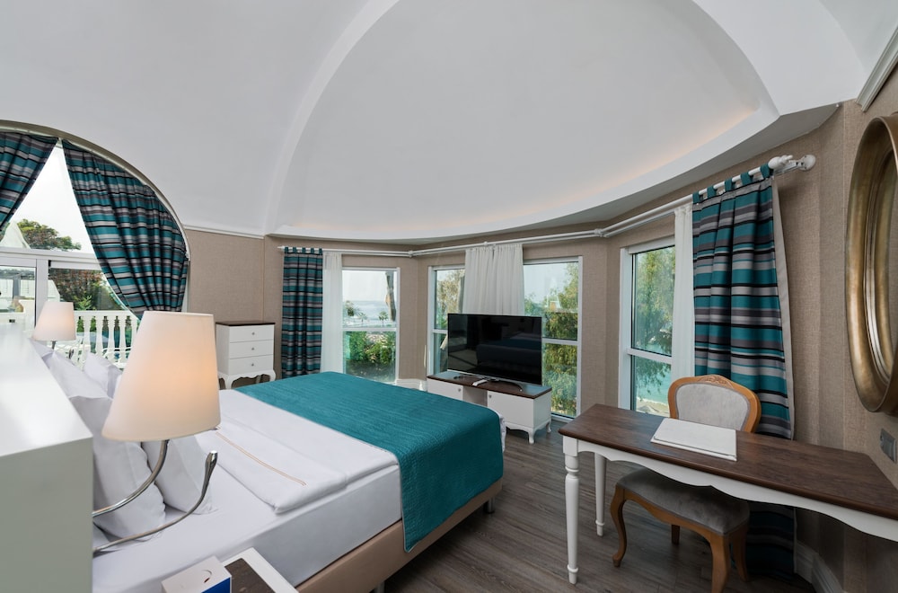 Platinum, Suite, Villa, Twin Beds, King Bed