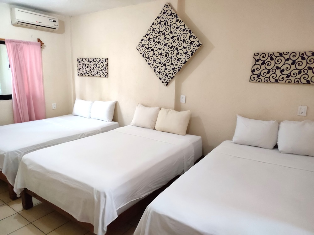 Hotel Ashly 19/57