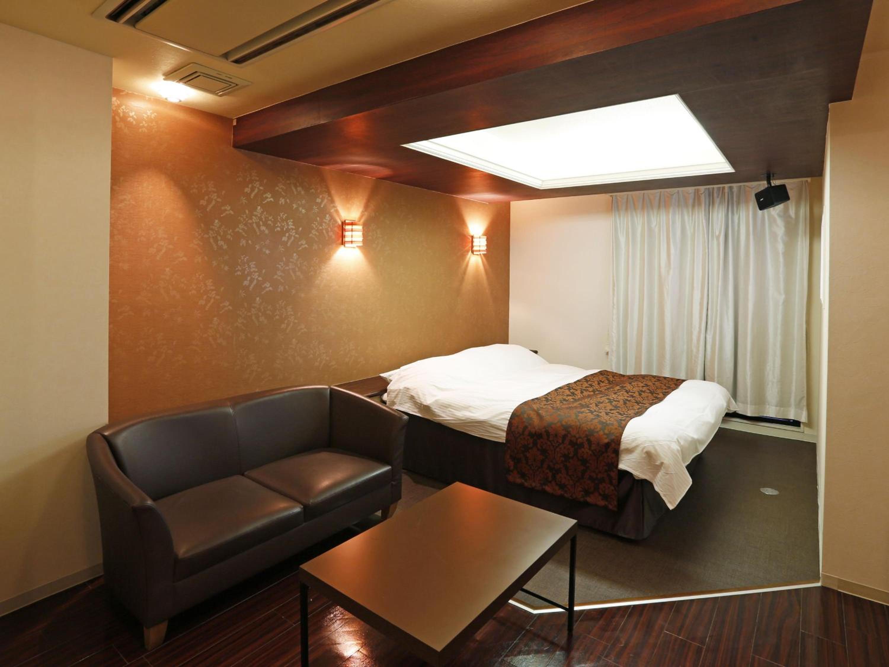 Standard, King Bed