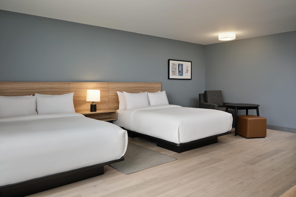 Hyatt Studios Huntsville 13/50