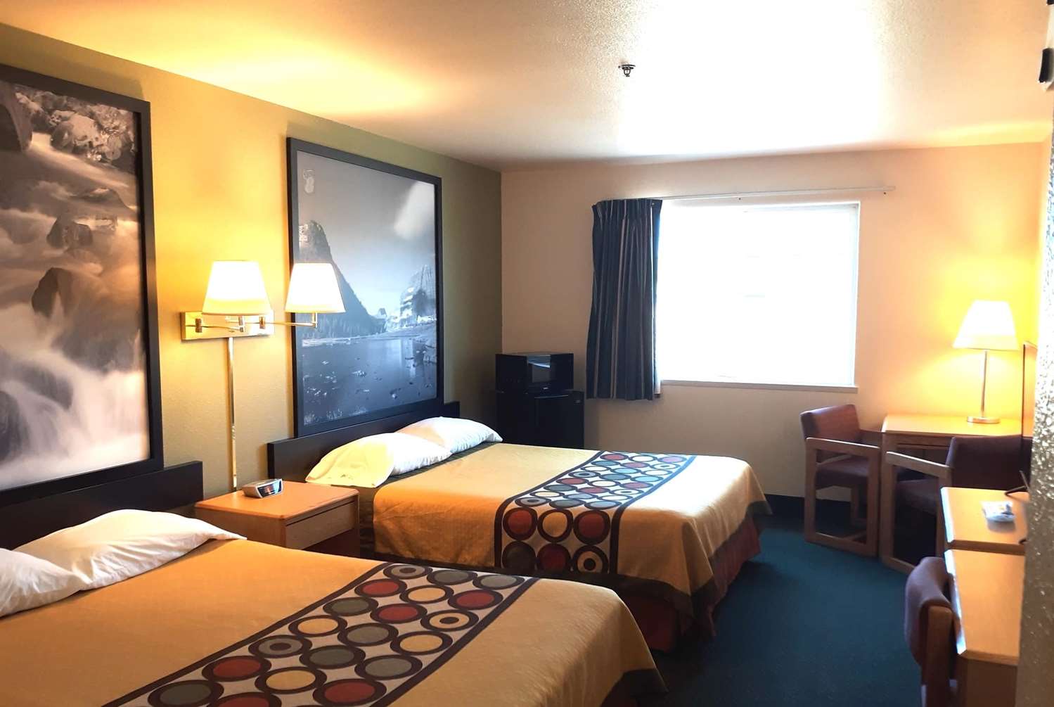 Hotel Hamilton 4/8