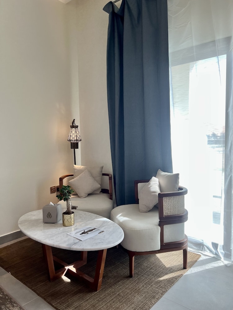 Western Hotel Liwa 24/50