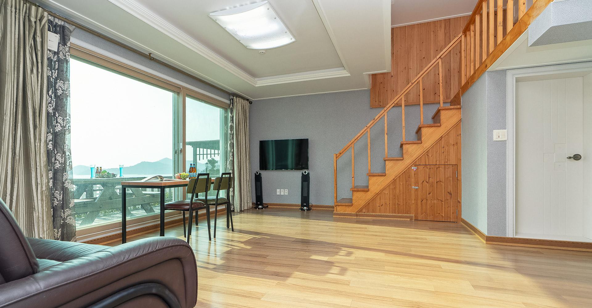 Yeosu Province Pension 6/16