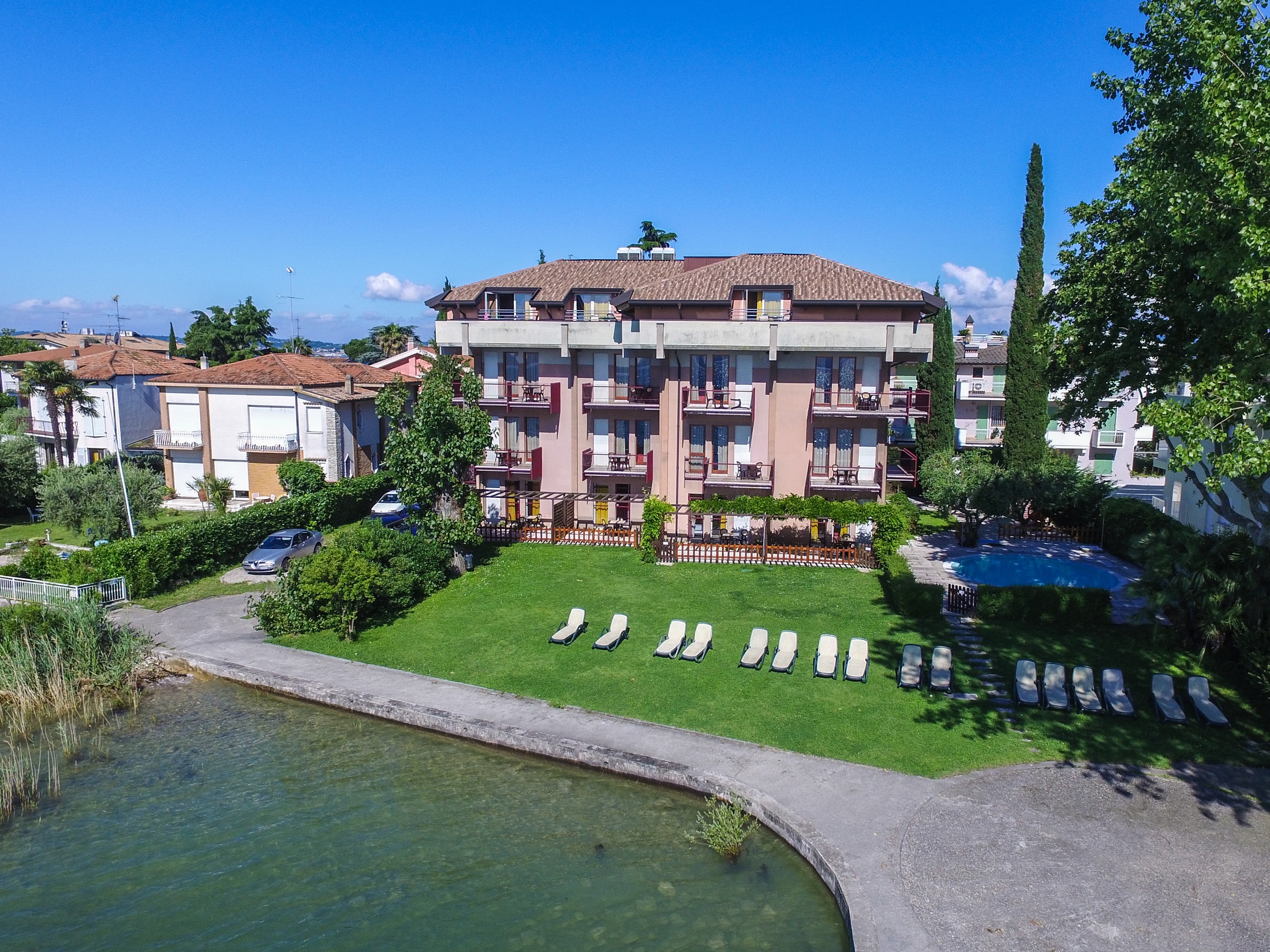 Hotel Smeraldo 26/31