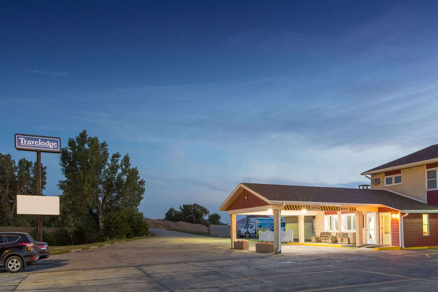 Days Inn by Wyndham Denison IA 2/7