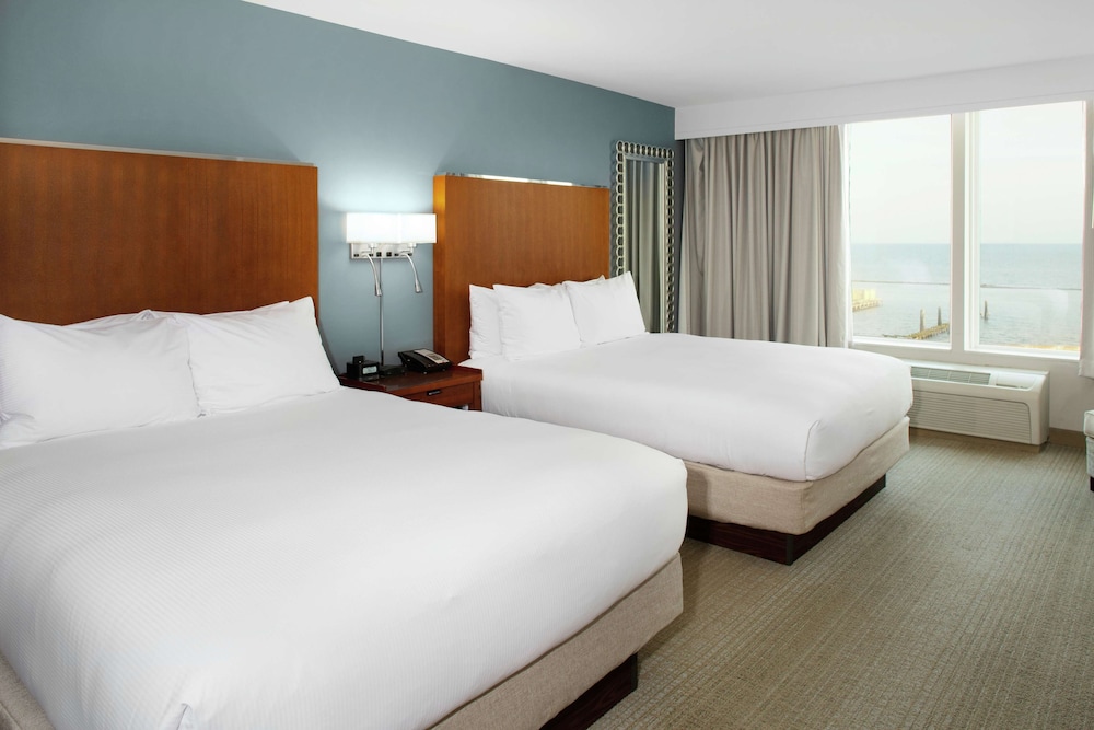Doubletree By Hilton Hotel Biloxi 22/61