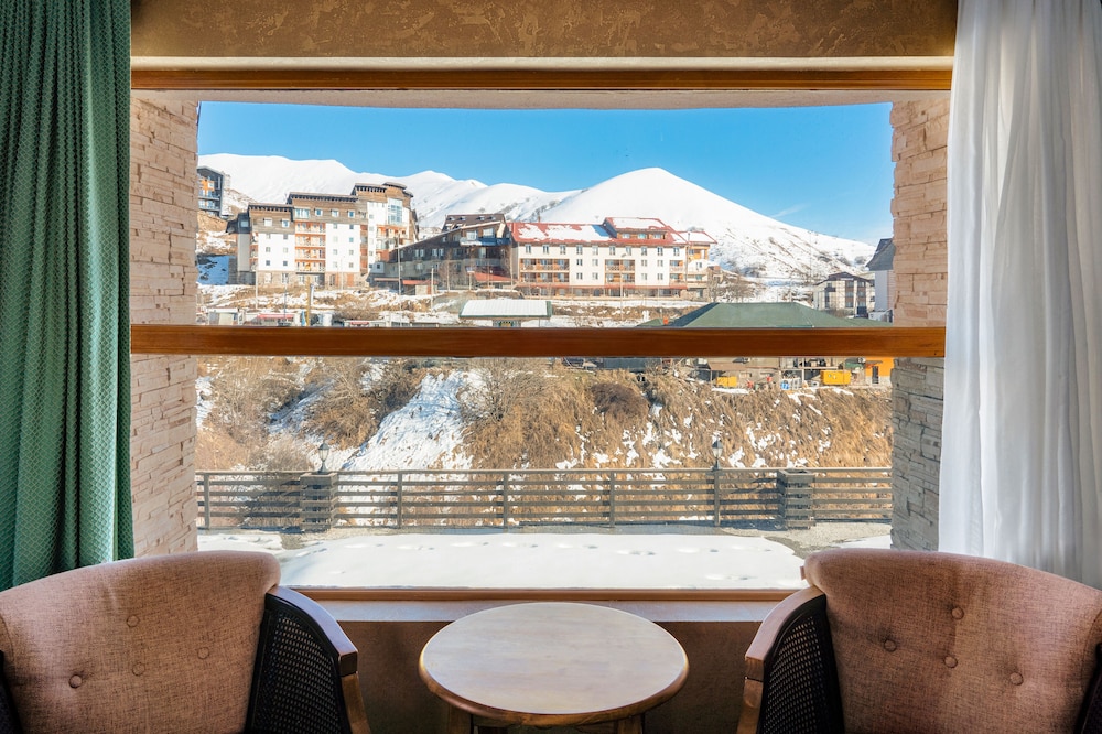Hotel Goodaura 61/74