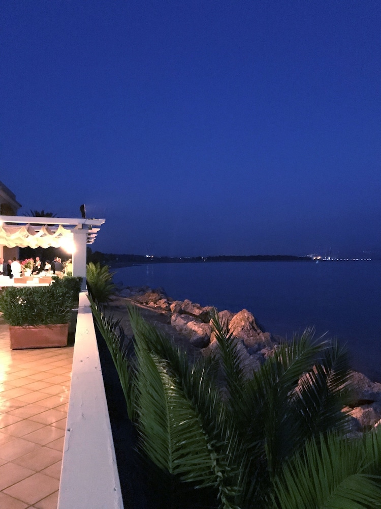 Hotel Ristorante La Lampara 41/43