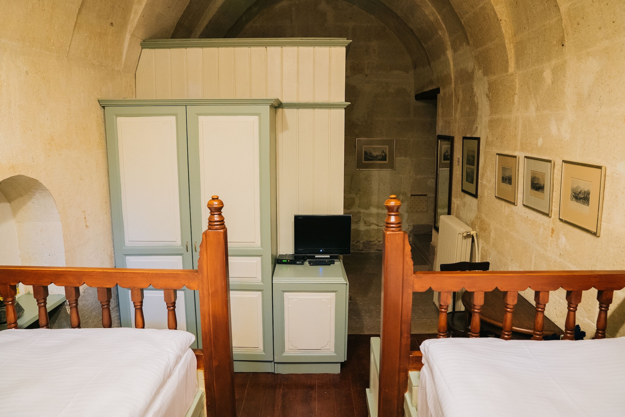 STANDARD, TWIN BEDS