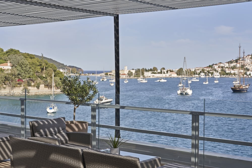 Xenia Poros Image Hotel 38/65