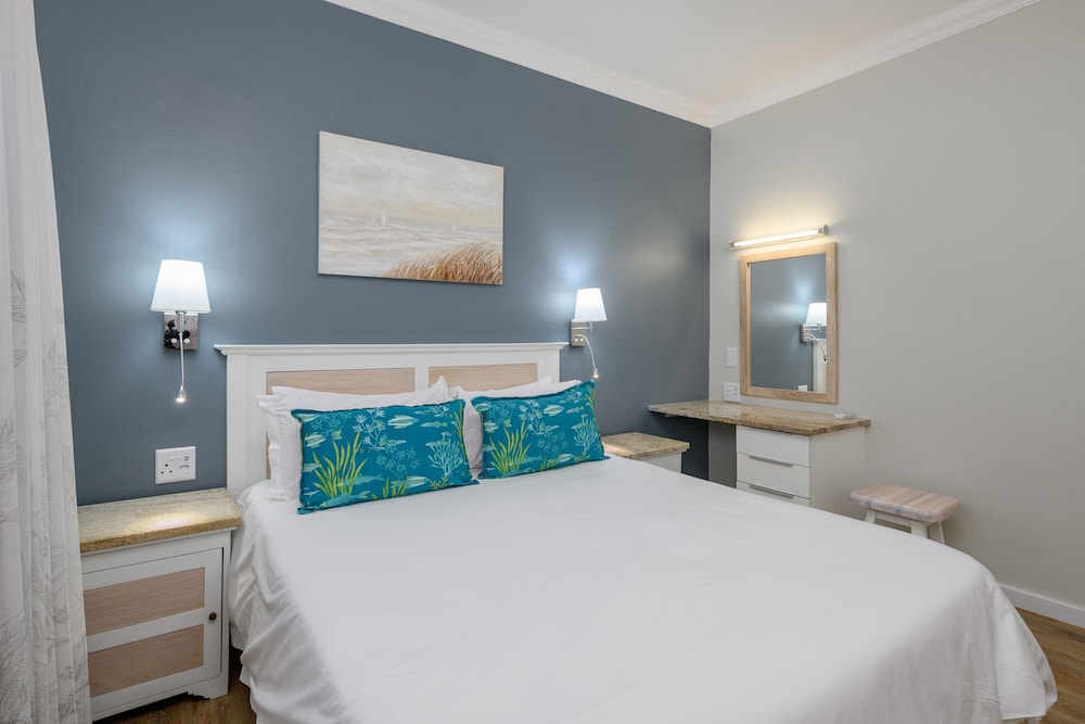 Suntide Hotel 8/36