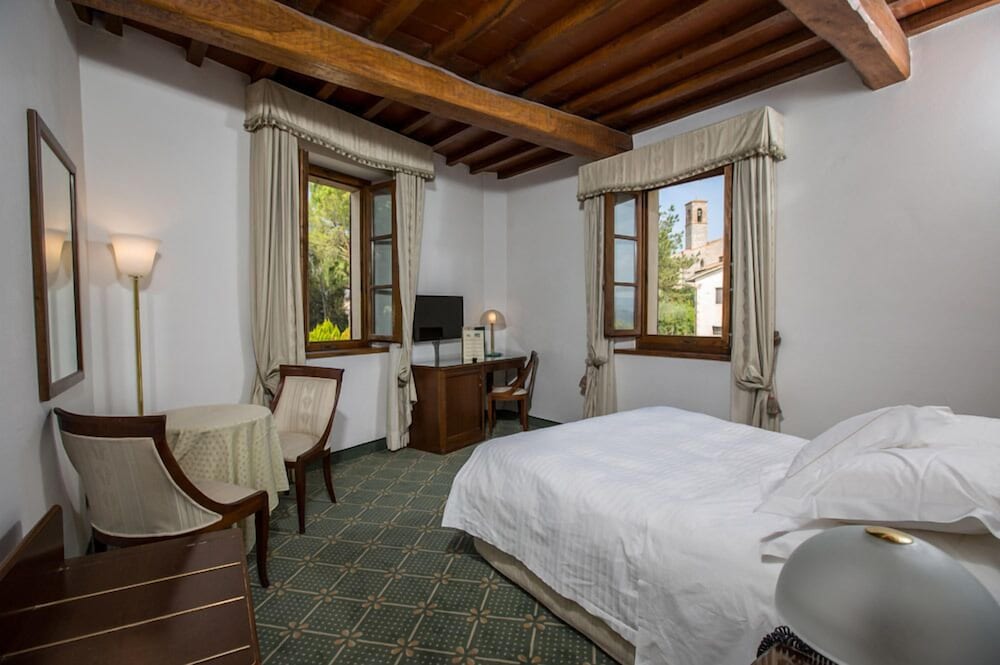VIlla San Lucchese 11/56