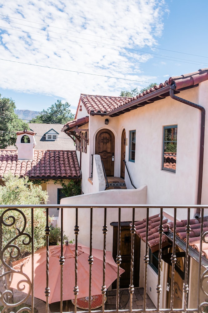 Su Nido All Suites Boutique Inn 46/64